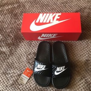 Women’s nike slides